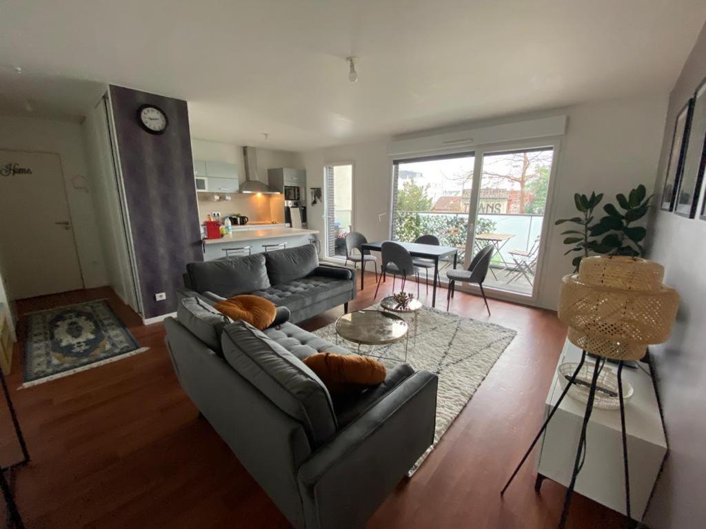 Appartement 80M2, Terrasse Sud, Metro 7 Direction Louvre A 8Minutes, Parking Sous-Sol, Proche Paris-Bercy イヴリー＝シュル＝セーヌ エクステリア 写真