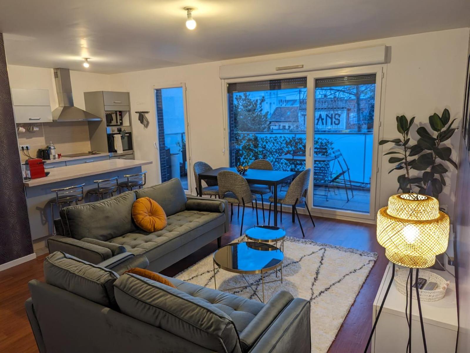 Appartement 80M2, Terrasse Sud, Metro 7 Direction Louvre A 8Minutes, Parking Sous-Sol, Proche Paris-Bercy イヴリー＝シュル＝セーヌ エクステリア 写真